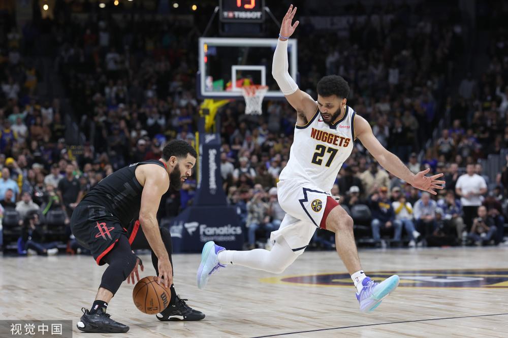 随着球队阵 随着球队阵