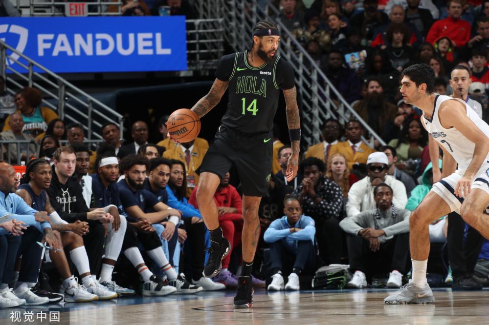 更是他带领 更是他带领